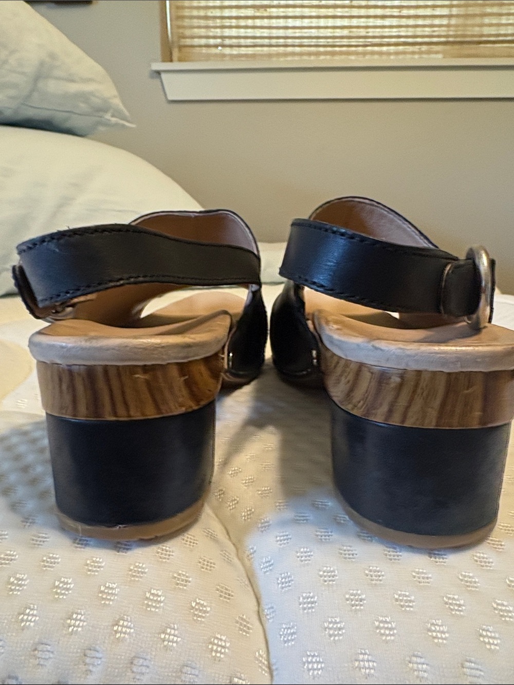 Dansko Black Leather Slingback Clog Heels with Wood-Effect Block Heel - Picture 7 of 9